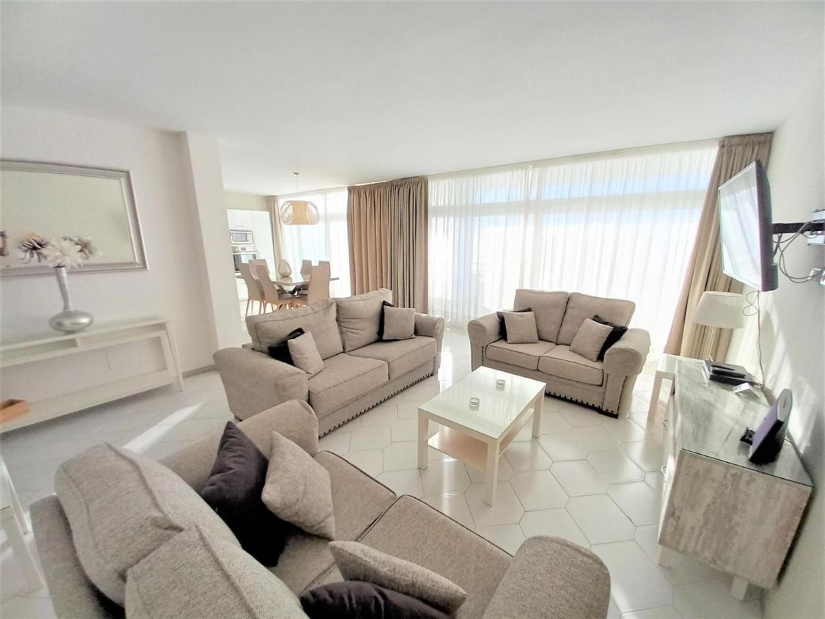 Miraflores Beachfront Penthouse Sitio de Calahonda Exterior photo
